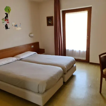 Daniela Ξενοδοχείο 2*